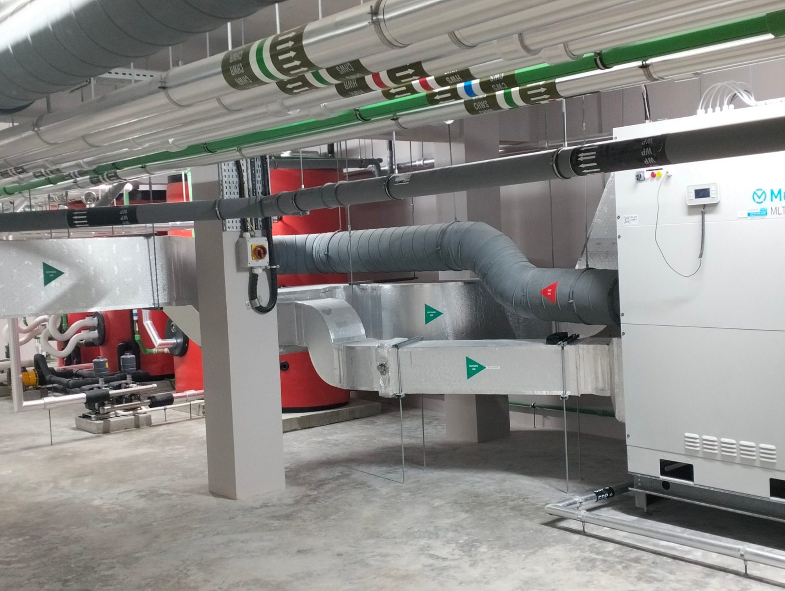Mechanical Plant Room — Chilled Water & AHU Services